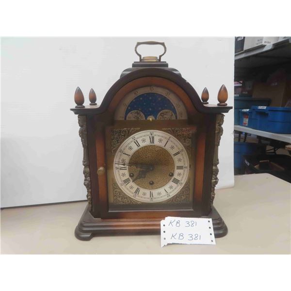 Mantle Clock No Key