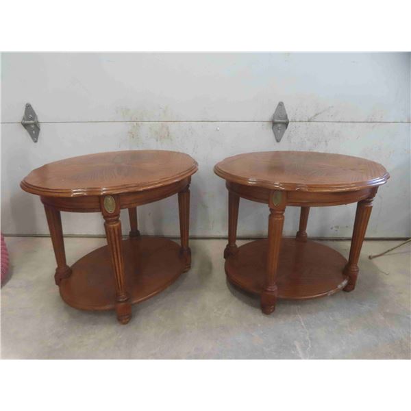 2 Oak End Tables w/Bottom Shelf