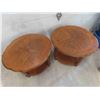 Image 6 : 2 Oak End Tables w/Bottom Shelf