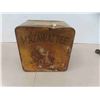 Image 7 : (3) Vintage Toasters, Hinged Tea Tin