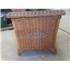 Image 4 : Wicker Side Table w/ Storage 20 1/2'' x 20 1/2'' x 21'' Tall