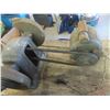 Image 4 : Bench Grinder Mounted on Wood Base 17'' x 29 1/2''