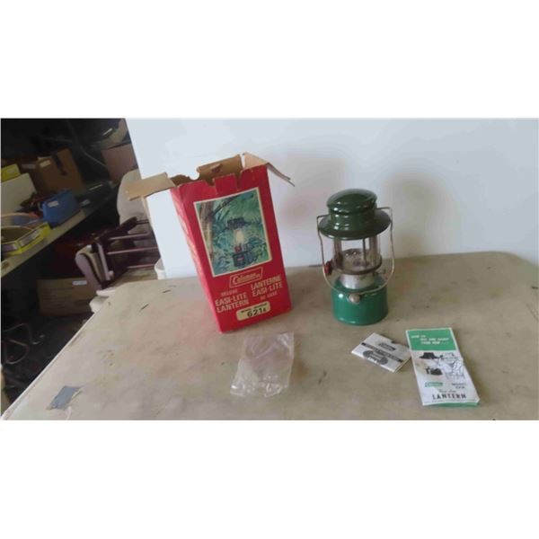 Coleman Lantern Model 335 (Broken Glass) , Box Model 621b , Pamphlet Models