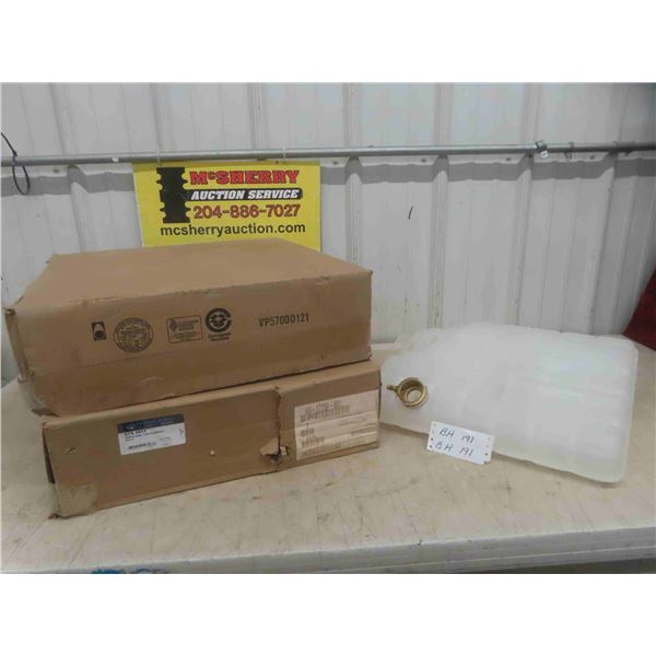 3 New Old Stock Freightliner Coolant Surge Tank