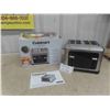Image 1 : Cuisinart 4 Slice Toaster Gently Used