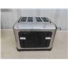 Image 3 : Cuisinart 4 Slice Toaster Gently Used