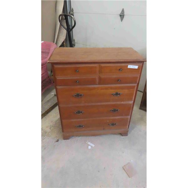 Maple 4 Drawer Dresser 38'' x 33'' x 16''