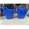 Image 5 : 5 Hook Over Feeder Buckets 12 Quart - 2 are Brand New 