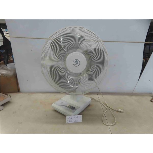 Canarm Osciliating Fan