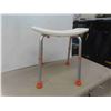 Image 1 : Bath Assist Chair