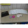 Image 1 : Collapsable Shelves, Health Coach Digital Scale, 2 Polly Pockets