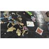 Image 2 : Costume/Fashion Jewelry: Earrings, Bracelets, Brooches & More