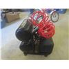 Image 5 : Motomaster Compresser with Hose