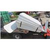 Image 1 : Algonquin Car Carrier / Wind Deflector with Strapping 