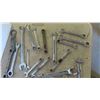Image 2 : 75 Standard and Metric Wrenches