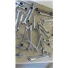 Image 3 : 75 Standard and Metric Wrenches