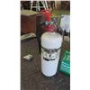 Image 2 : Luminous LED 80 Watt Light, Fire Extinguisher, Vulcan Gloves 
