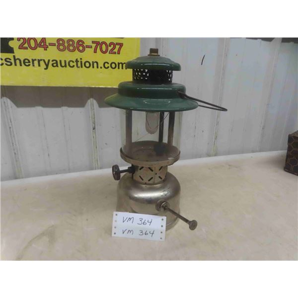 Coleman Lantern Model 237 - Cracked Glass