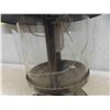 Image 5 : Coleman Lantern Model 237 - Cracked Glass