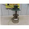 Image 7 : Coleman Lantern Model 237 - Cracked Glass