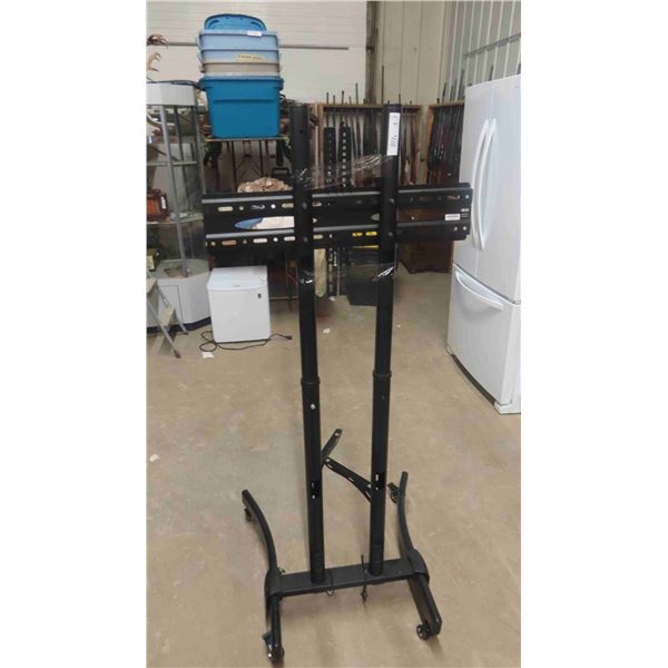Rolling Flat Screen TV Stand