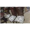 Image 8 : Dining Room Table 30'' x 40'' x 58'' , 18'' Leaf & 6 Chairs