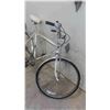 Image 2 : Skyline Variable Speed Pedal Bike 26'' Tires