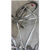 Image 4 : Skyline Variable Speed Pedal Bike 26'' Tires