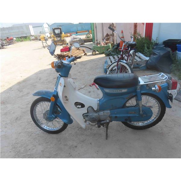1971 Honda C70 Motorcycle with Electric Start, Had Recent Tune Up -