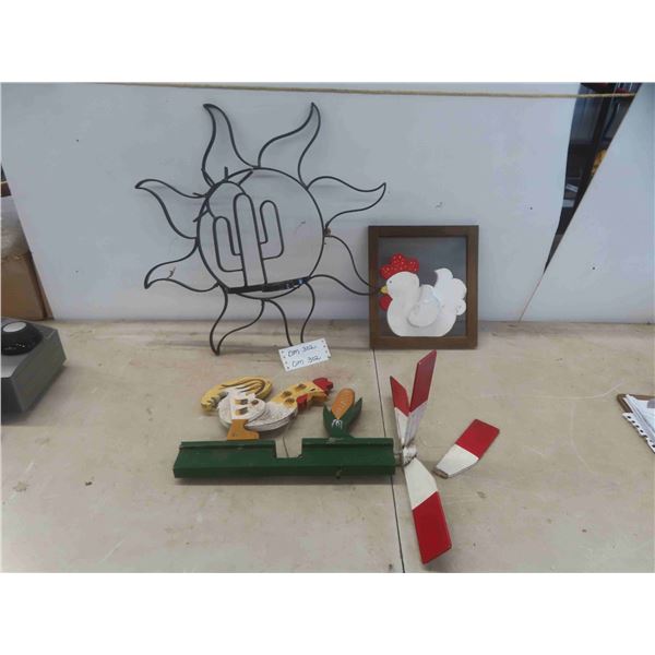 Yard Décor: Metal Wall Art, Chicken Wind Mill (Broken Fan Blade), 