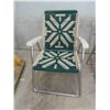 Image 2 : 3 Vintage Lawn Chairs