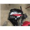 Image 2 : 2005 Mercury 9.9HP Outboard Long Shaft Electric Start Comes with Battery Low Hours & Working 