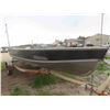 Image 7 : Lund 16' Aluminum Boat with Trailer (No TOD) Boat Has a Slow Leak so
