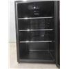Image 5 : Magic Chef Bar Fridge with 3 Glass Shelves & Bronze Glass Door 