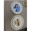 Image 5 : Room Décor: Anniversary Clock , Collector Plates , Light Up