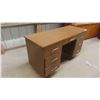 Image 2 : Desk 31'' x 54'' x 20'' 