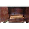 Image 5 : Dresser 60" x 40'' x 18''