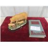 Image 1 : 1952 Raising Swine Book , Rubys Collection Statue of Mother Pig and Her Little Ones