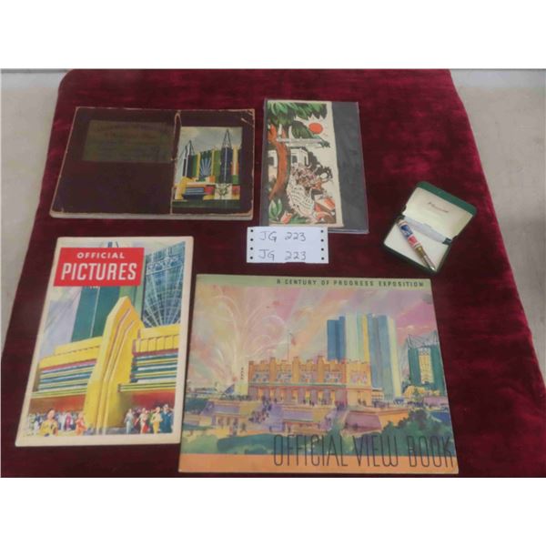 3 Chicago Worlds Fair Booklet Views : 2 World Fairs 1893-1933 , 1933 A