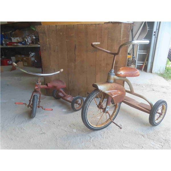 2 Tricycles