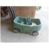 Image 1 : Plastic Wagon
