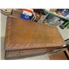 Image 3 : Buffet with Very Detailed Carving 35'' x 21'' x 53''