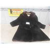 Image 1 : Fur Coat Ladies Size Small
