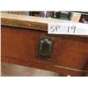 Image 4 : Oak Stand with Drawer 23'' x 24 1/2'' x 16 1/2'' 