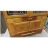 Image 5 : Kitchen Cabinet 48'' x 46'' x 16''