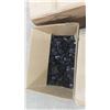 Image 4 : 8 Boxes of Shelving , Grid Panel 14'' x 14'' & More 