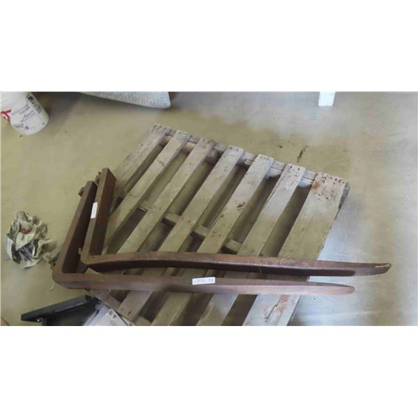 Set of Pallet Forks 48''