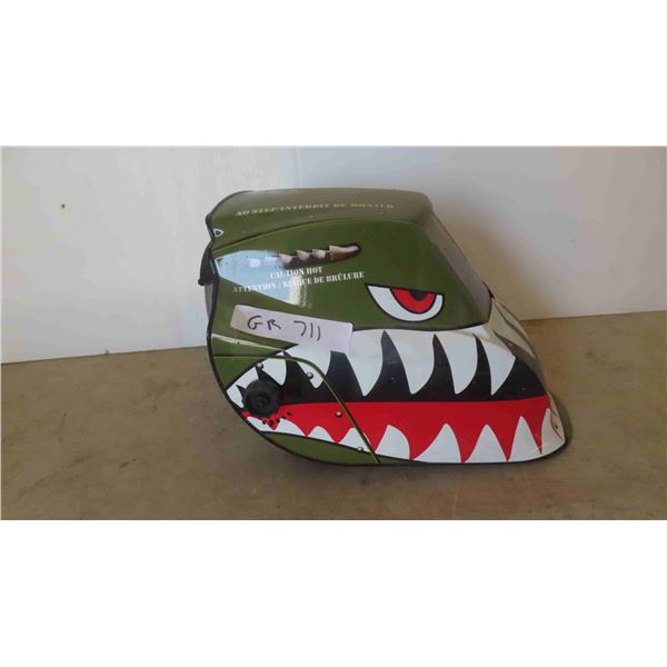 Mastercraft Welding Auto Flash Helmet with Shark Design
