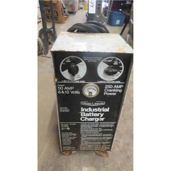 Silver Beauty Industrial Battery Charger Model 8250 50 Amp 