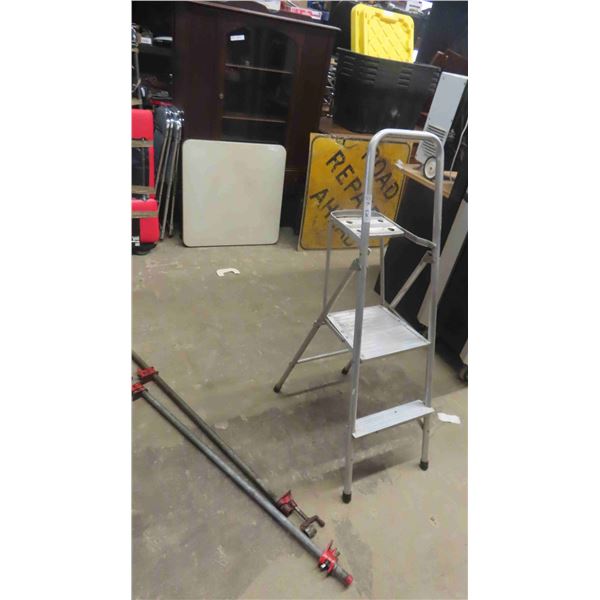 Aluminum Stepper , (2) 48'' Pipe Clamps